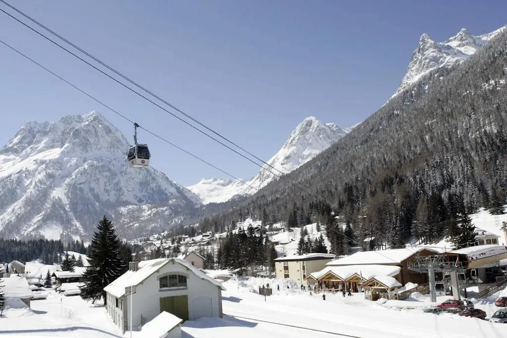 Large Premium Alpine Apartment For 4 To 8 People Vallorcine 0*,